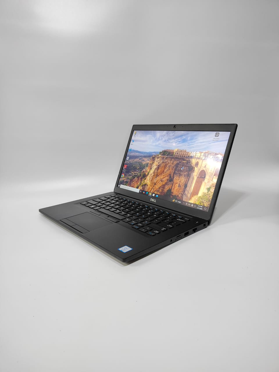 E7490